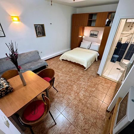 Grgur Studio Apartments Сплит Экстерьер фото
